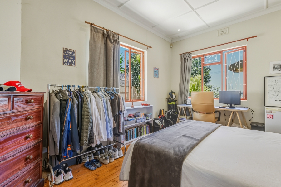 3 Bedroom Property for Sale in Green Point Western Cape